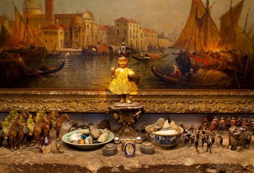 Holler & Saunders showroom interior with Spanish Colonial furniture and decorative art, view 27